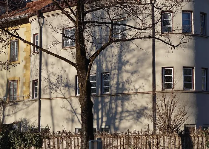 ام هوفغارتين شقة إنسبروك